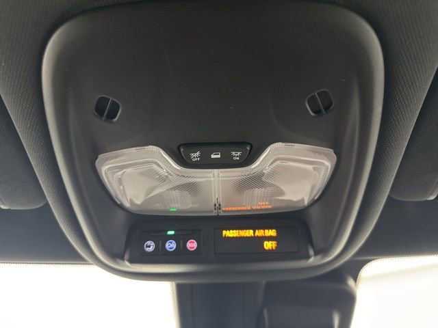 Used 2025 Chevrolet TrailBlazer RS image 21