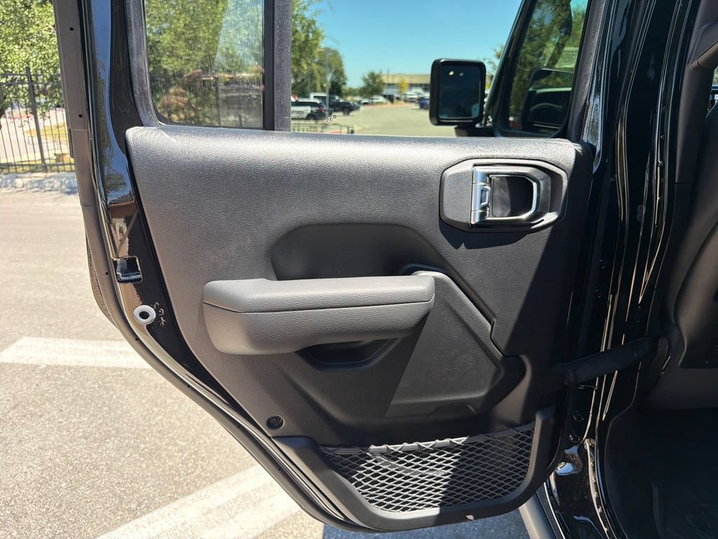 New 2026 Jeep Wrangler Unlimited Rubicon 392 AWD/4WD image 32