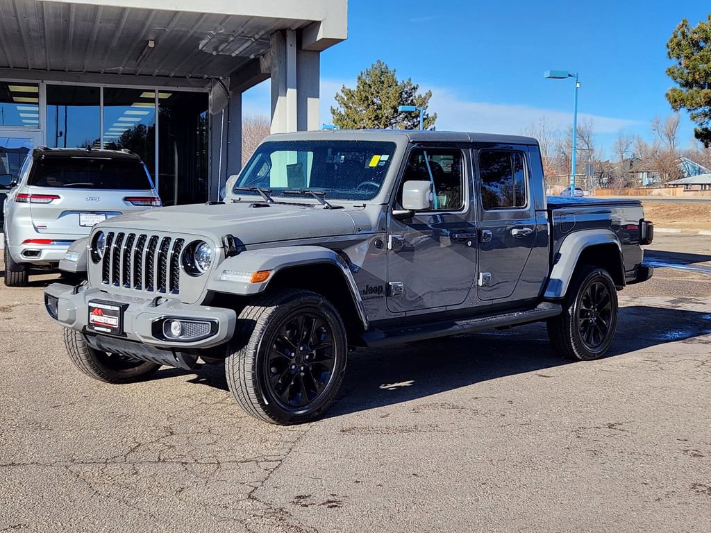 Used 2023 Jeep Gladiator Overland image 4
