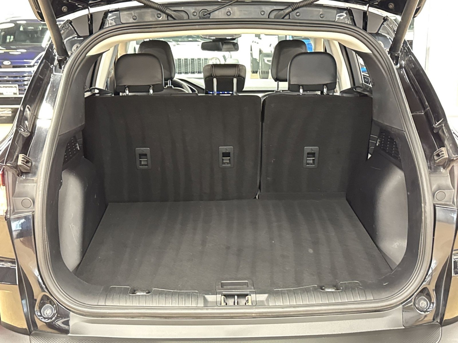 Used 2022 Ford Escape Titanium AWD/4WD image 28