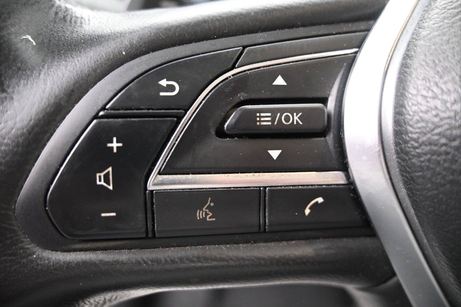 Used 2019 INFINITI QX50 Essential w/ Sensory Package AWD/4WD image 8