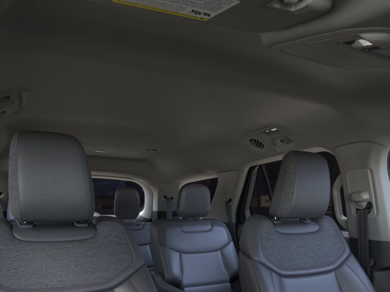 New 2026 Ford Explorer Active RWD image 22