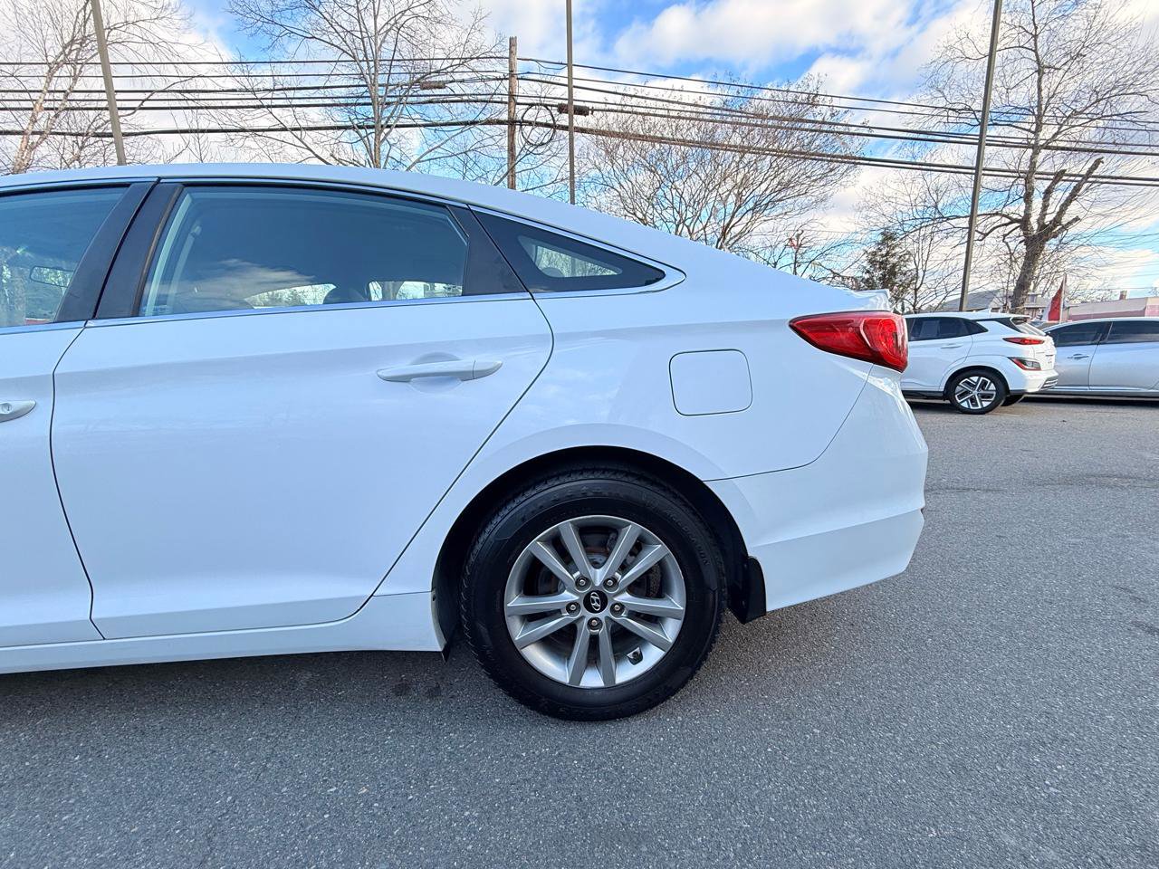 Used 2015 Hyundai Sonata SE image 6