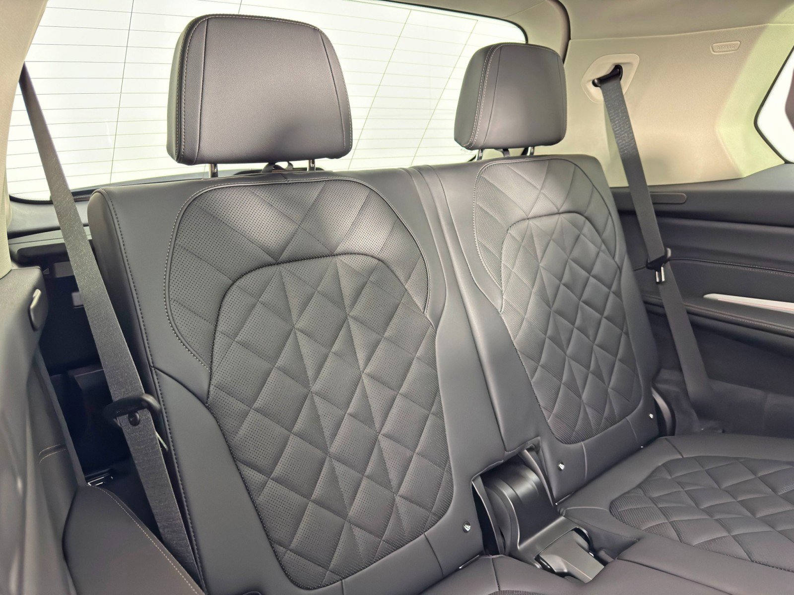 Used 2025 BMW X7 xDrive40i w/ Parking Assistance Package AWD/4WD image 44