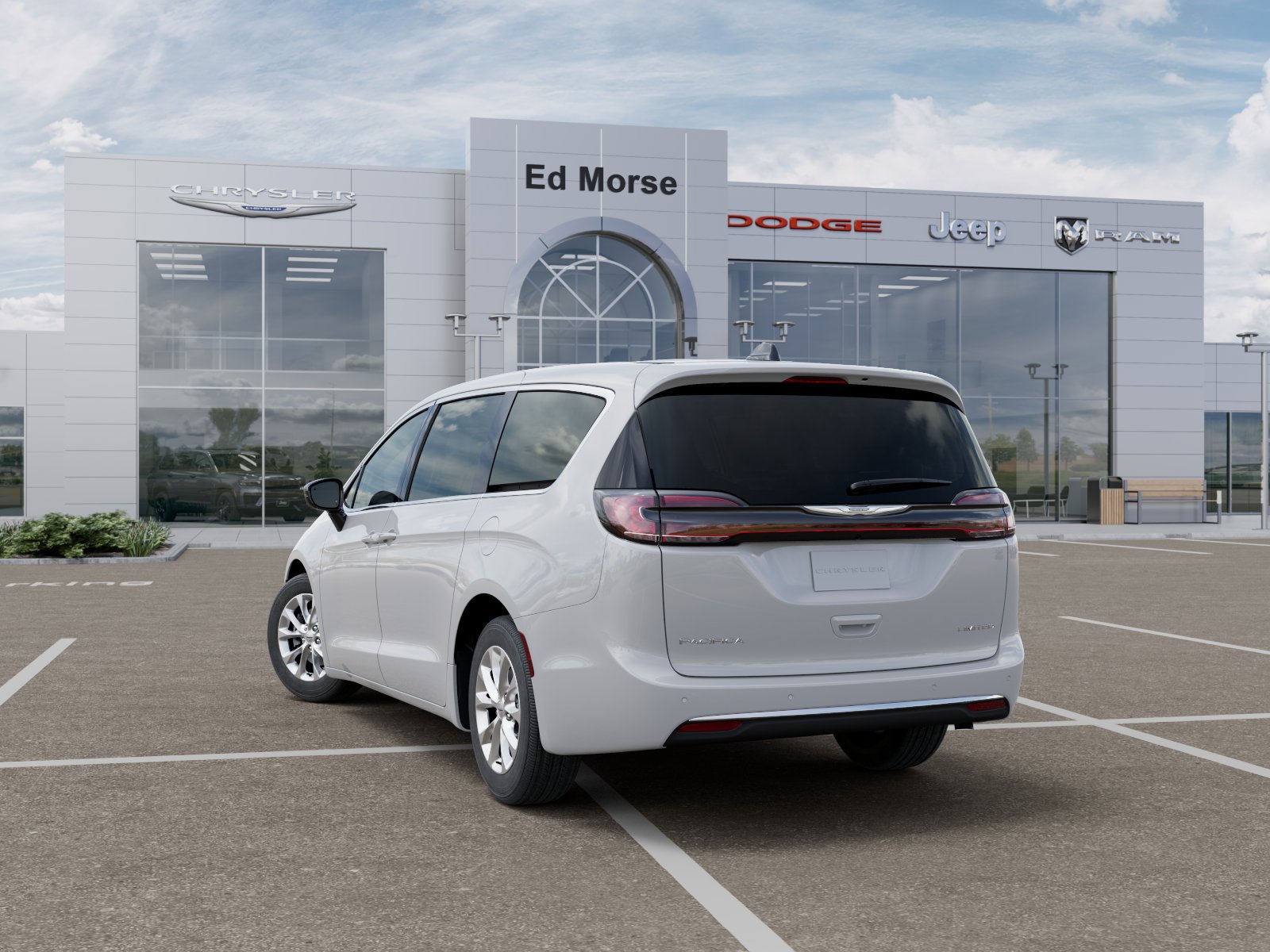 New 2026 Chrysler Pacifica Limited FWD image 4