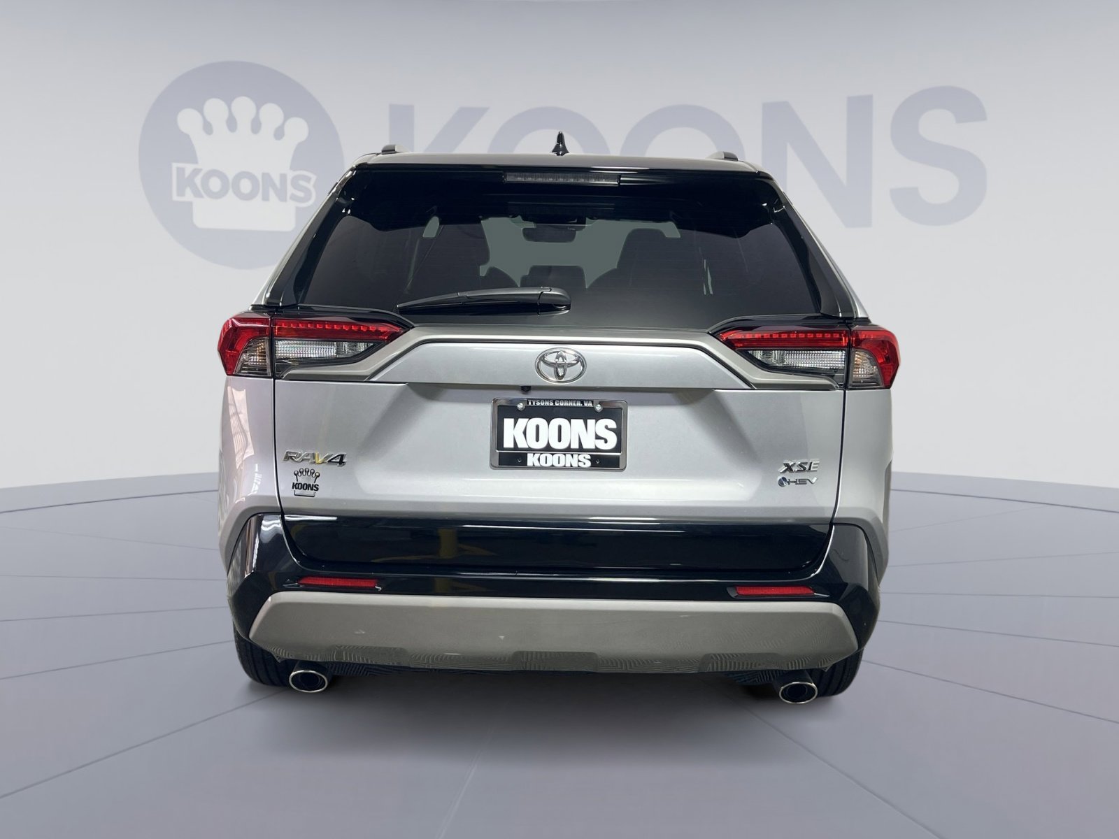 Used 2025 Toyota RAV4 XSE w/ Weather Package image 5