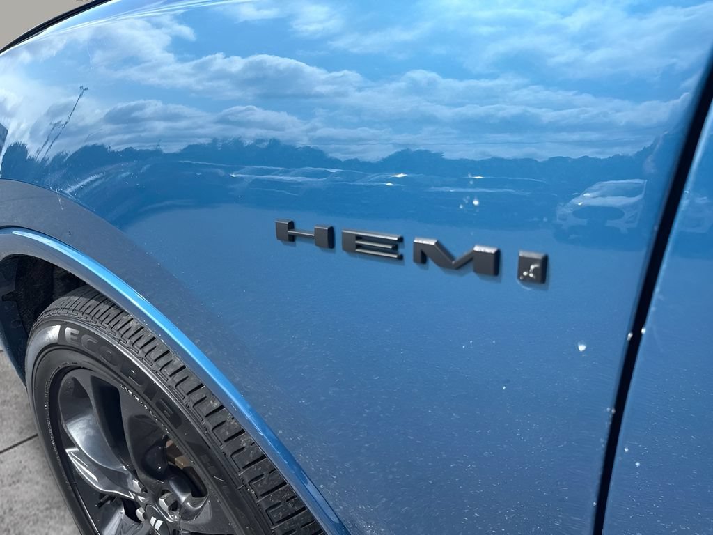 Used 2025 Dodge Durango R/T AWD/4WD image 24