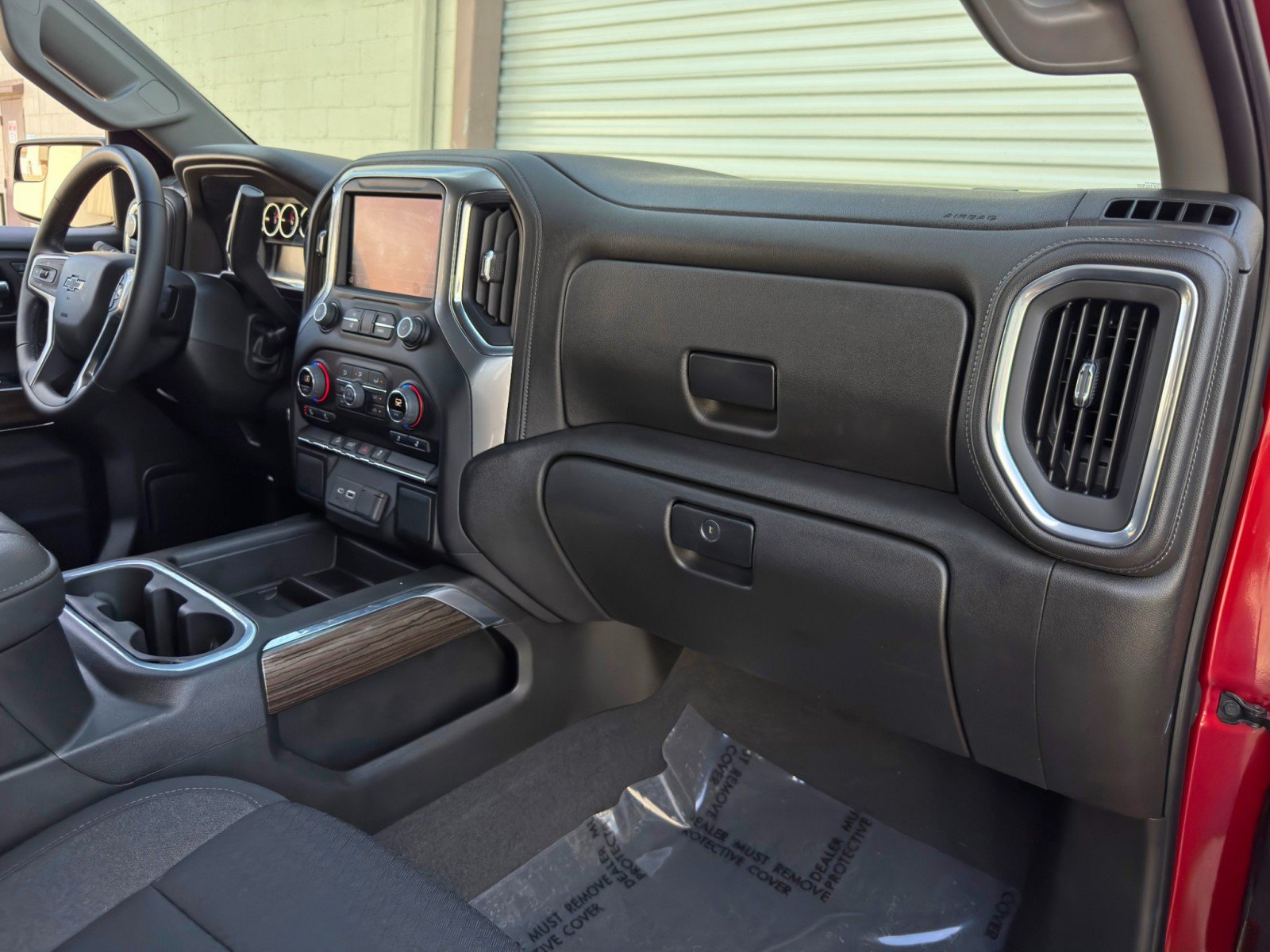Used 2022 Chevrolet Silverado 1500 LT Trail Boss w/ Bed Protection Package AWD/4WD image 13