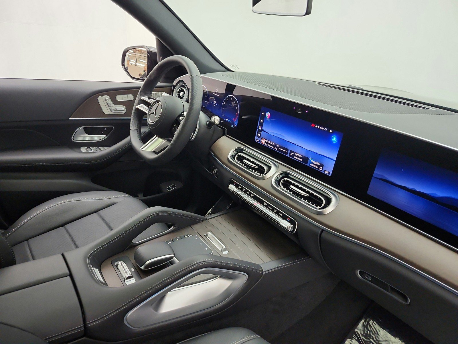 New 2027 Mercedes-Benz GLS 450 4MATIC image 13