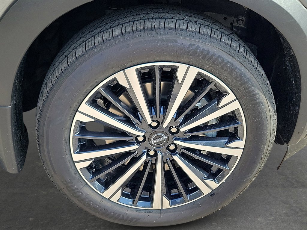 New 2026 Nissan Pathfinder Platinum image 7