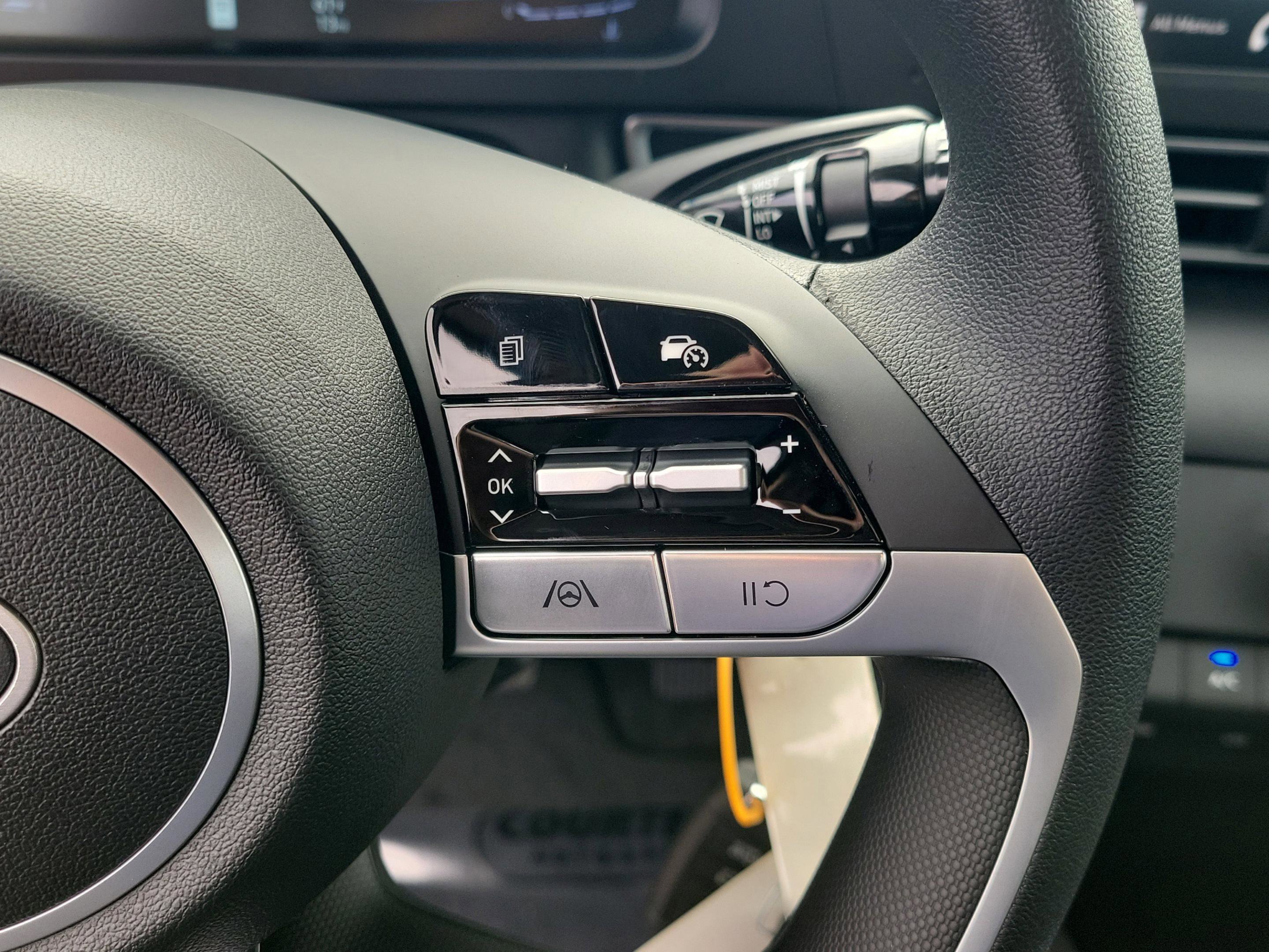 New 2026 Hyundai Elantra SE image 24