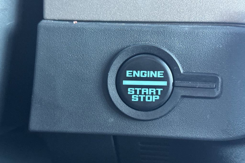 Used 2025 Ford Bronco Outer Banks image 24