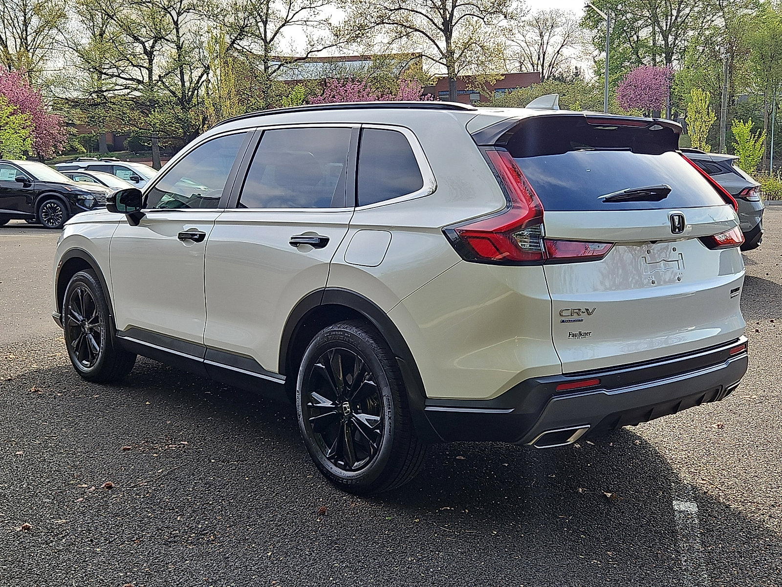 Used 2024 Honda CR-V Sport Touring image 4