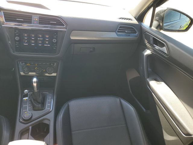 Used 2019 Volkswagen Tiguan SE image 31