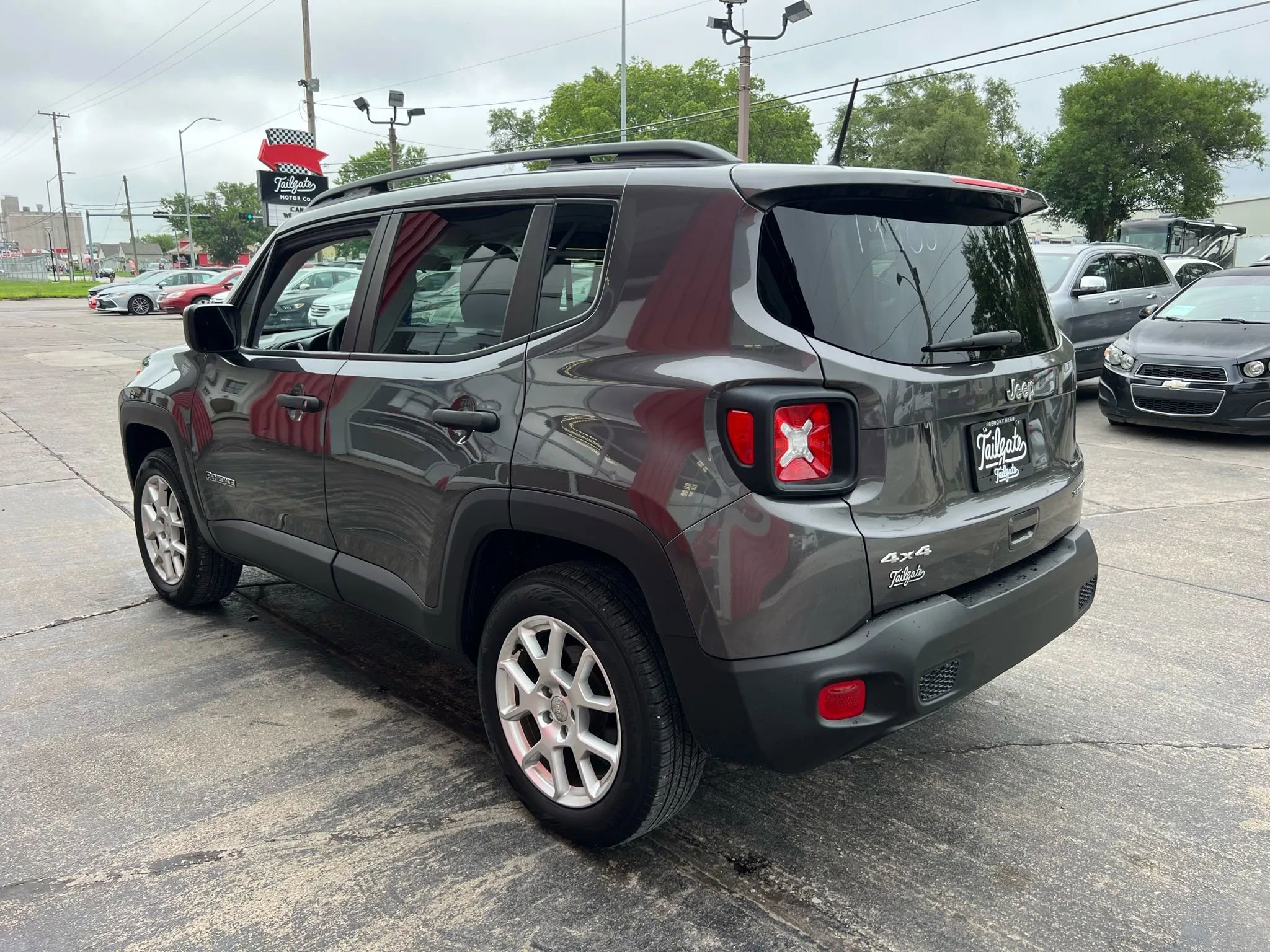 Used 2019 Jeep Renegade Sport w/ Sport Appearance Group image 5
