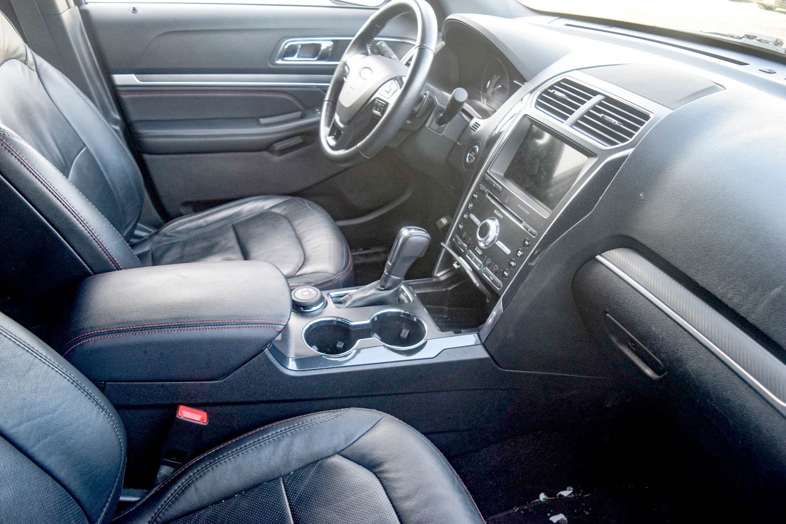 Used 2018 Ford Explorer Sport w/ Equipment Group 401A image 18