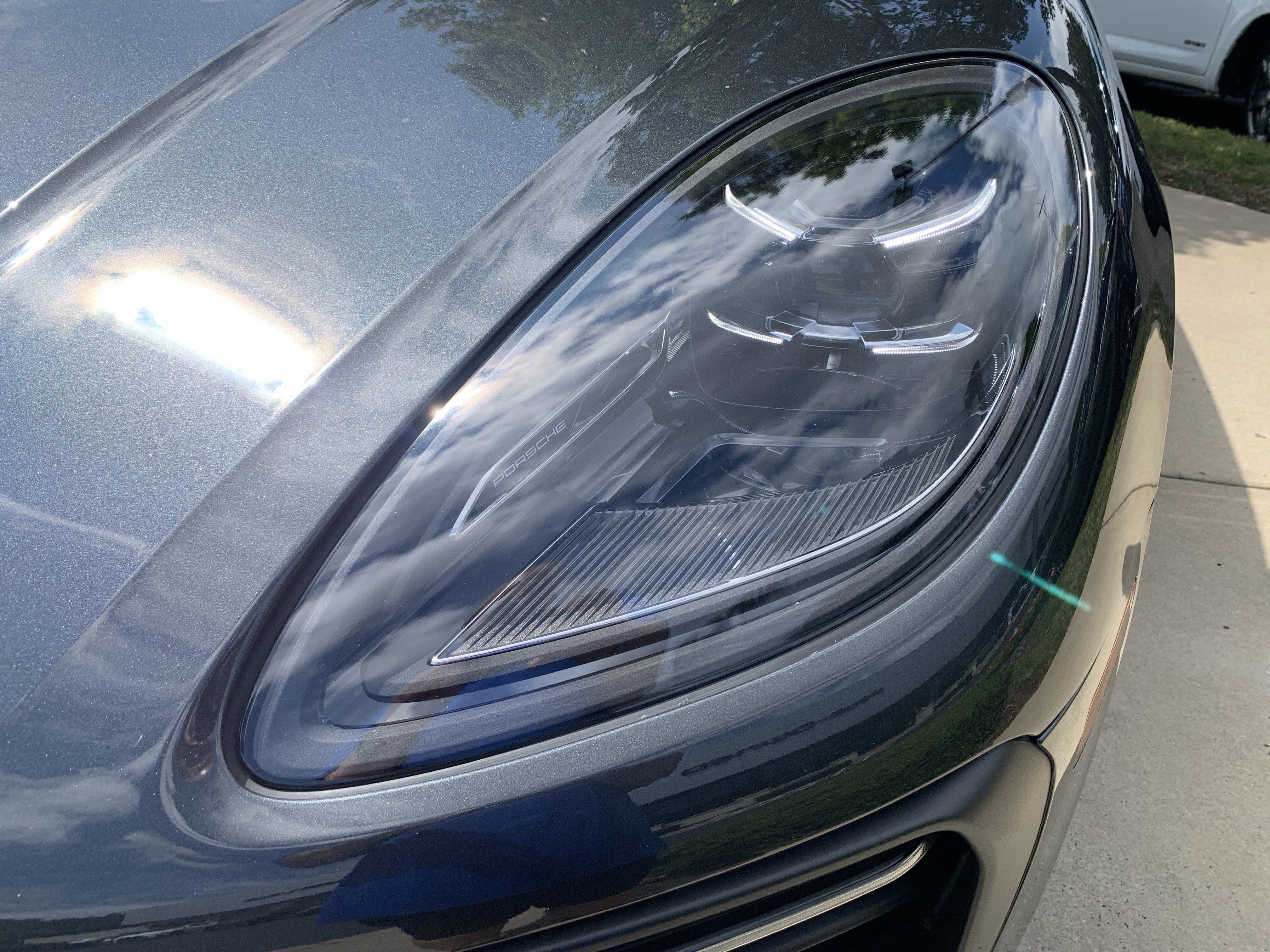 Used 2024 Porsche Macan AWD/4WD image 6