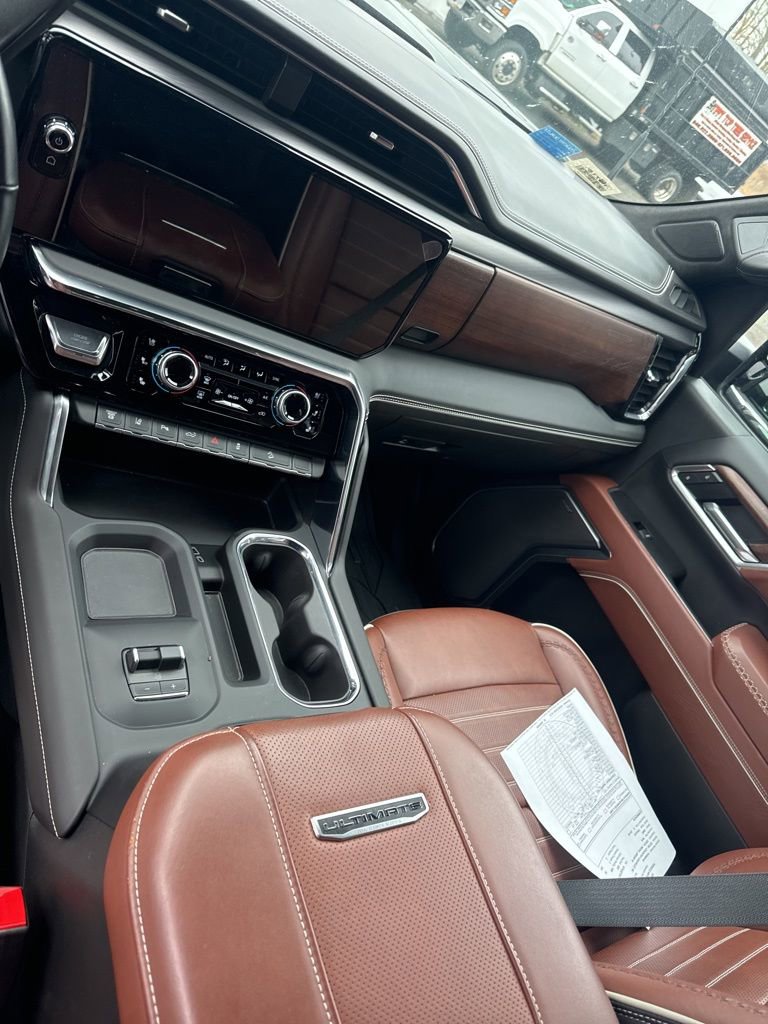 Used 2025 GMC Sierra 2500 Denali Ultimate w/ Max Trailering Package image 22