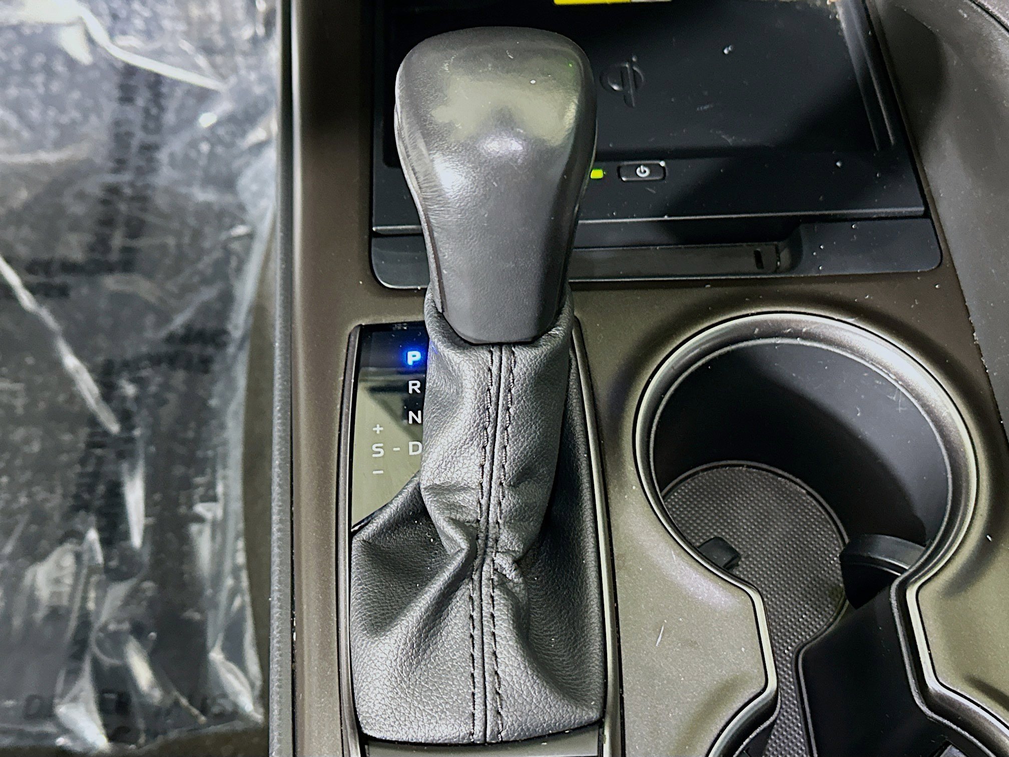 Used 2022 Toyota Camry SE w/ Audio Upgrade Package FWD image 21