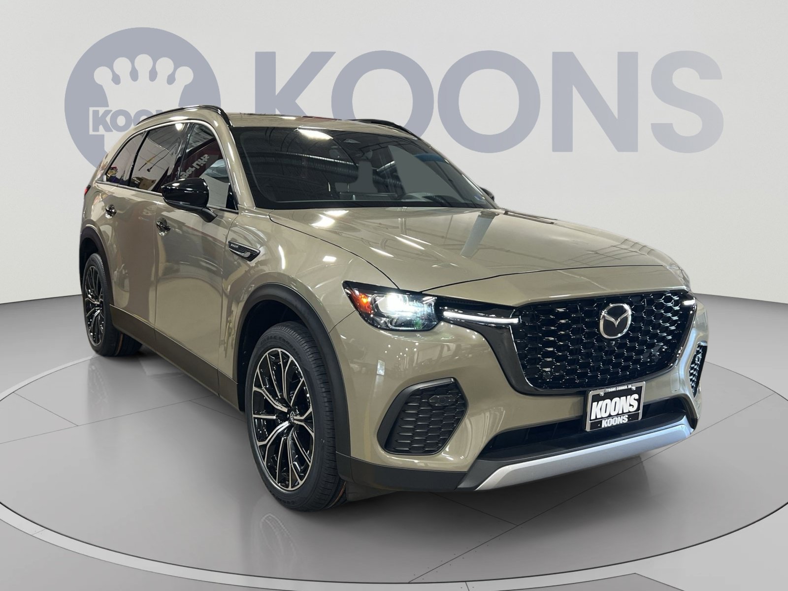 Used 2025 MAZDA CX-70 Plug-In Hybrid w/ Premium Plus AWD/4WD image 8