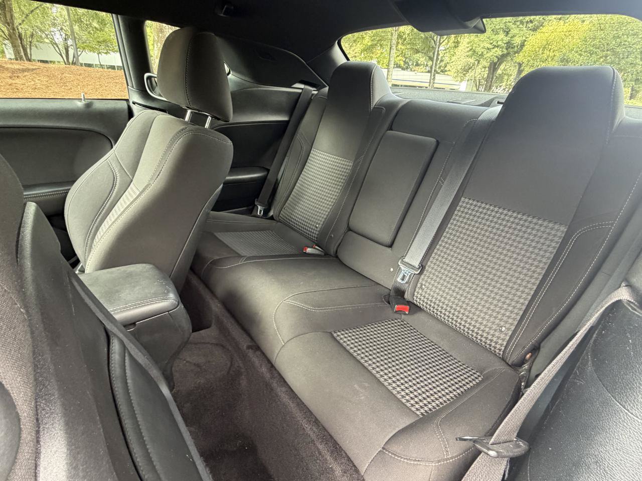 Used 2018 Dodge Challenger SXT RWD image 12