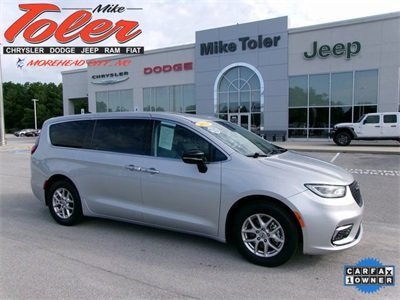 Used 2024 Chrysler Pacifica Touring-L