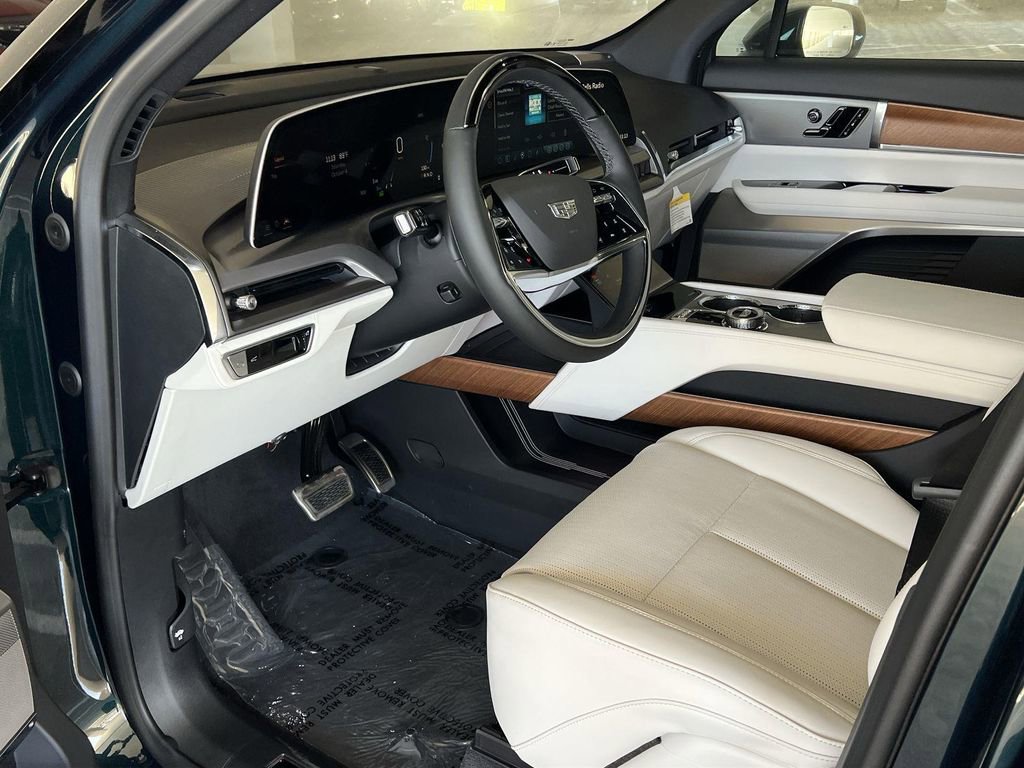 New 2026 Cadillac Vistiq Luxury image 9