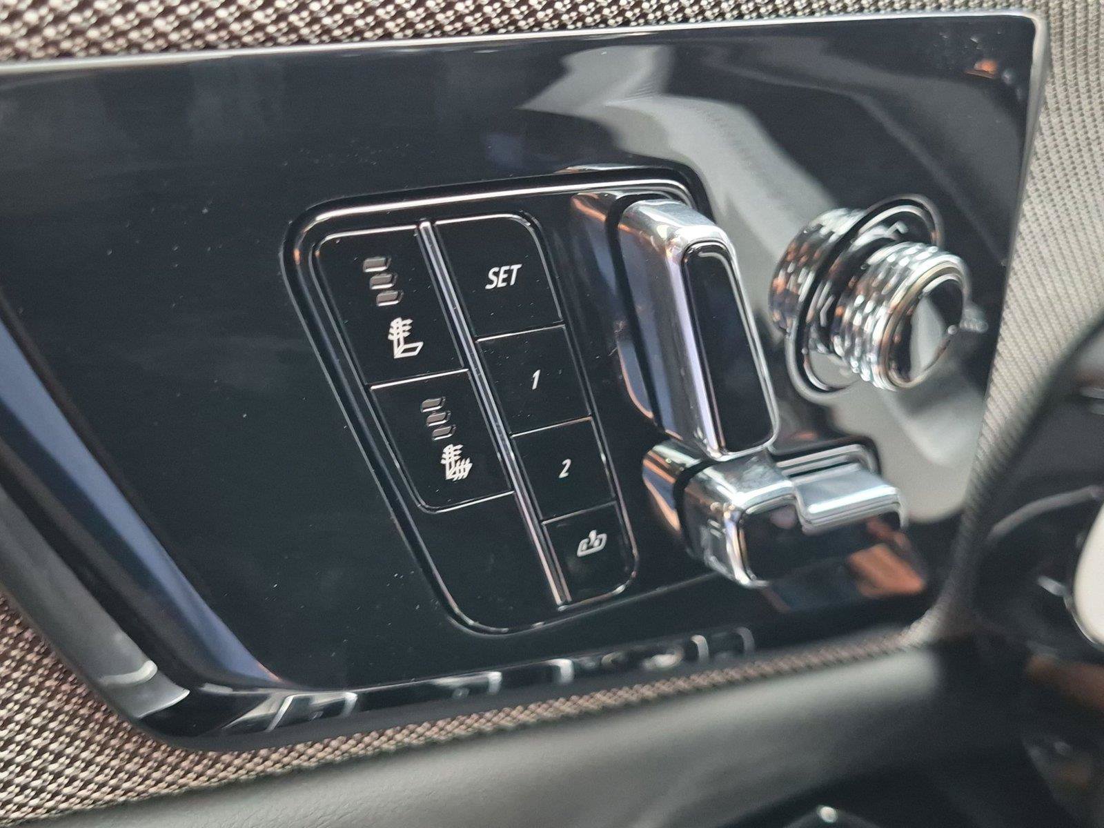 New 2027 Cadillac Optiq Luxury RWD image 22