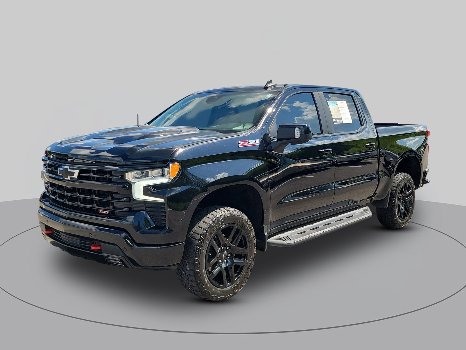 Used 2024 Chevrolet Silverado 1500 LT Trail Boss w/ LT Trail Boss Premium Package AWD/4WD image 7