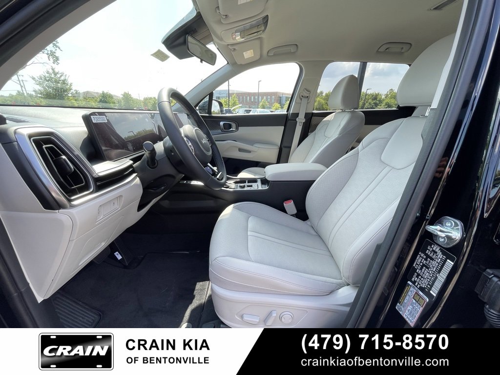 New 2025 Kia Sorento S image 23