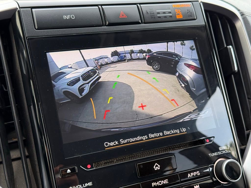 Used 2022 Subaru Ascent Premium image 4