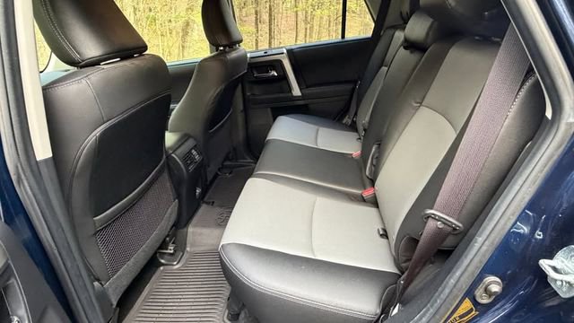 Used 2021 Toyota 4Runner SR5 Premium w/ Moonroof Package AWD/4WD image 6