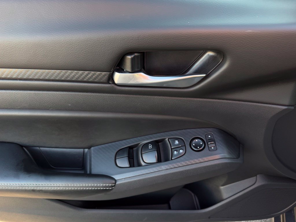 Certified 2025 Nissan Altima 2.5 SV FWD image 20
