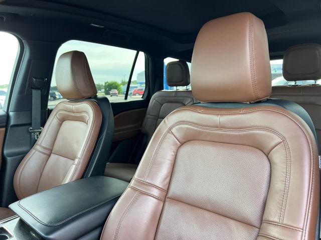 Used 2024 Lincoln Aviator Reserve w/ Equipment Group 201A AWD/4WD image 12