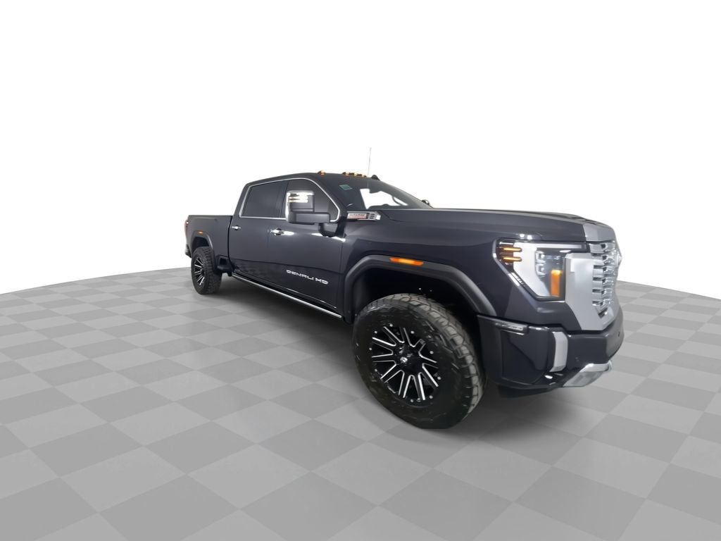 Used 2025 GMC Sierra 3500 Denali w/ Denali Reserve Package image 2