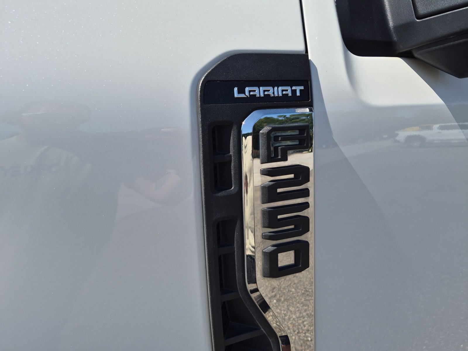 Used 2025 Ford F250 Lariat w/ Chrome Package AWD/4WD image 34