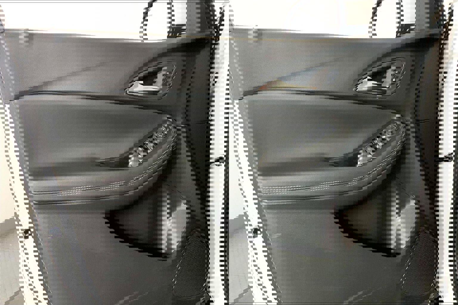 Used 2025 Buick Encore GX Preferred image 24