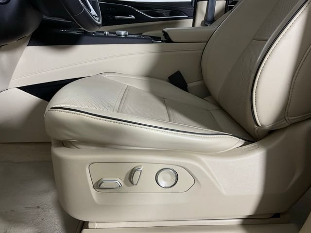 Certified 2024 Cadillac Escalade ESV Premium Luxury w/ Performance Package AWD/4WD image 28