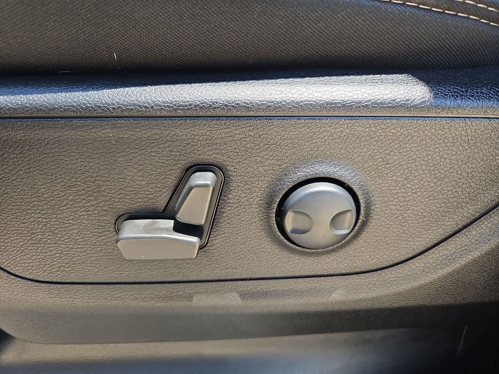 Used 2022 RAM 1500 Lone Star RWD image 16