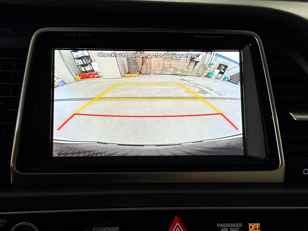 Used 2019 Hyundai Sonata Limited w/ Ultimate Package 02 FWD image 16