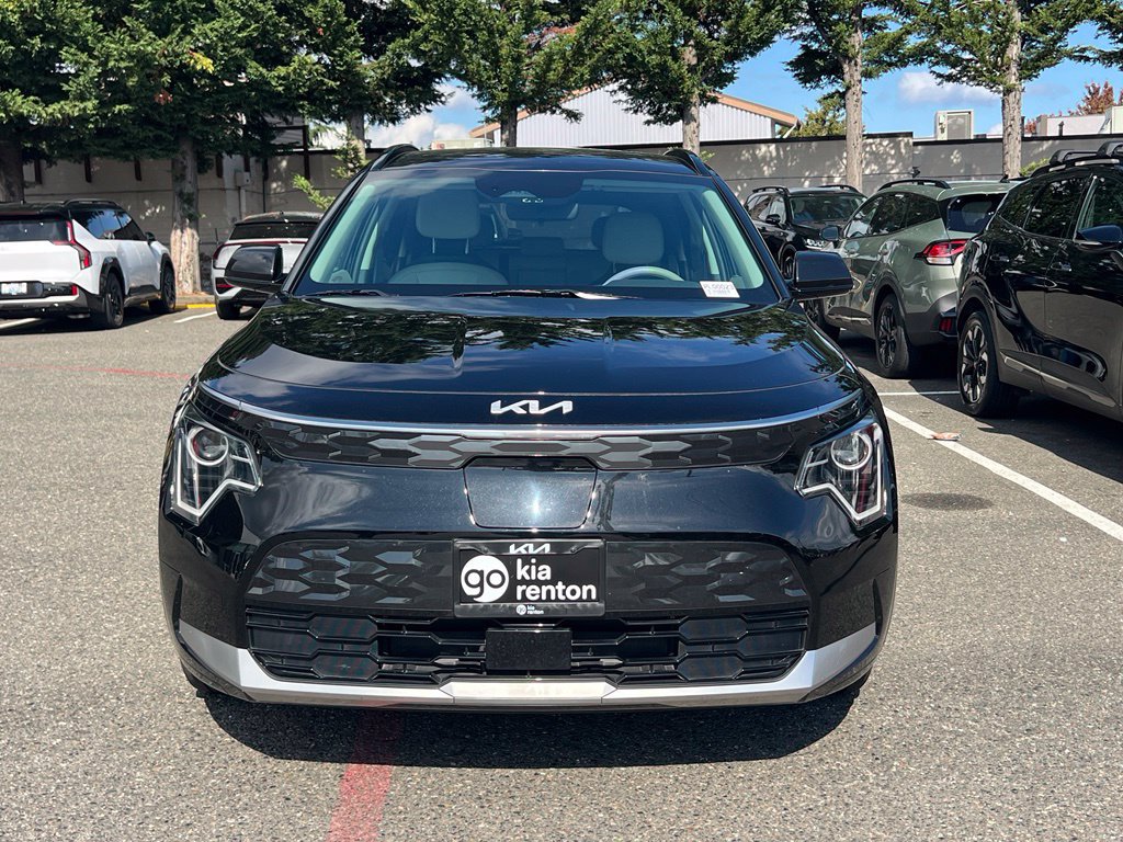 Used 2023 Kia Niro Wind w/ Wind Preserve Package FWD image 6