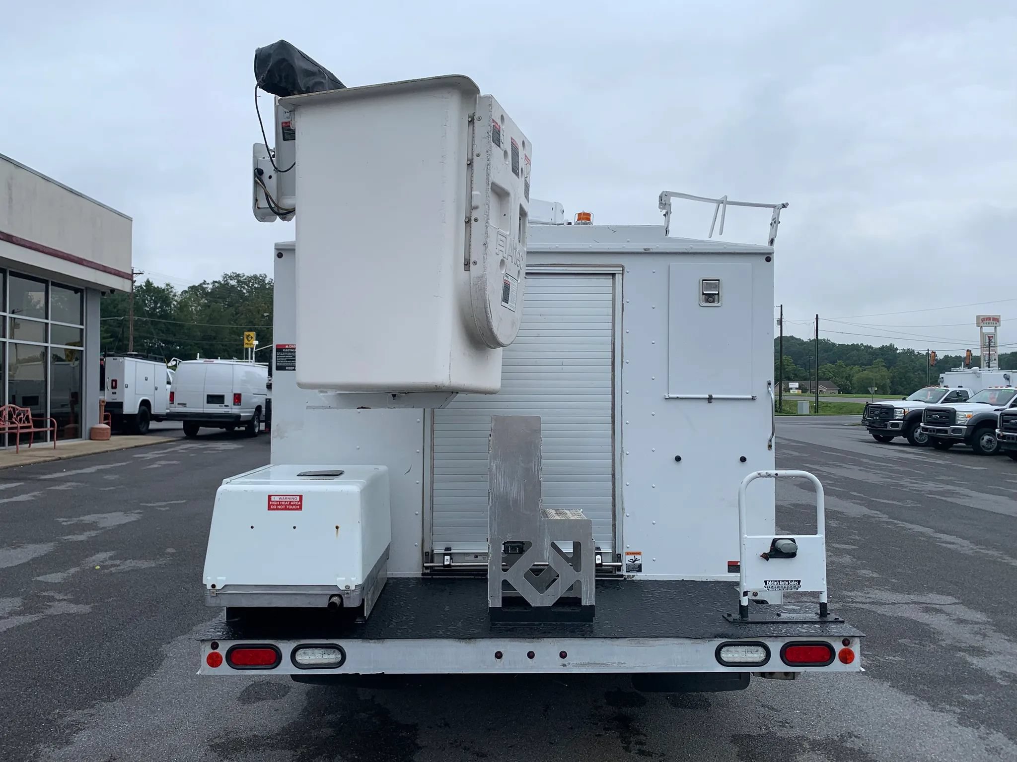 Used 2019 Ford E-350 and Econoline 350 Super Duty RWD image 4
