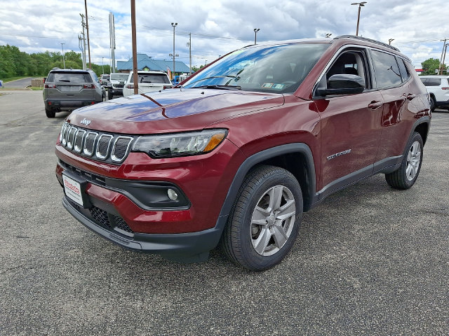 Certified 2022 Jeep Compass Latitude w/ Convenience Group AWD/4WD image 5