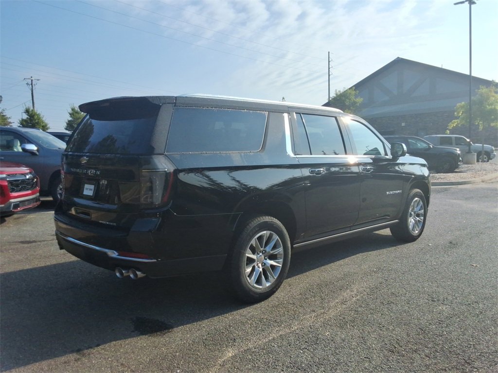 New 2026 Chevrolet Suburban Premier image 5