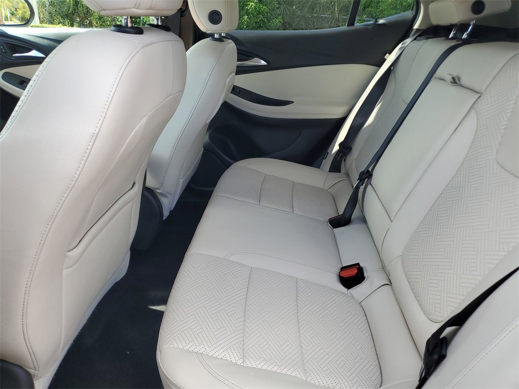 Used 2020 Buick Encore GX Essence w/ Advanced Technology Package image 10