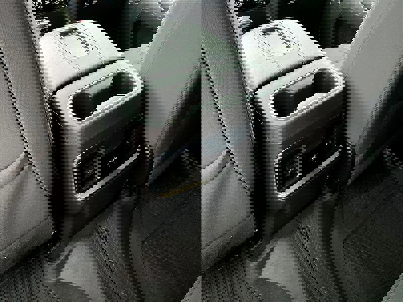 Used 2022 GMC Sierra 1500 Elevation image 28