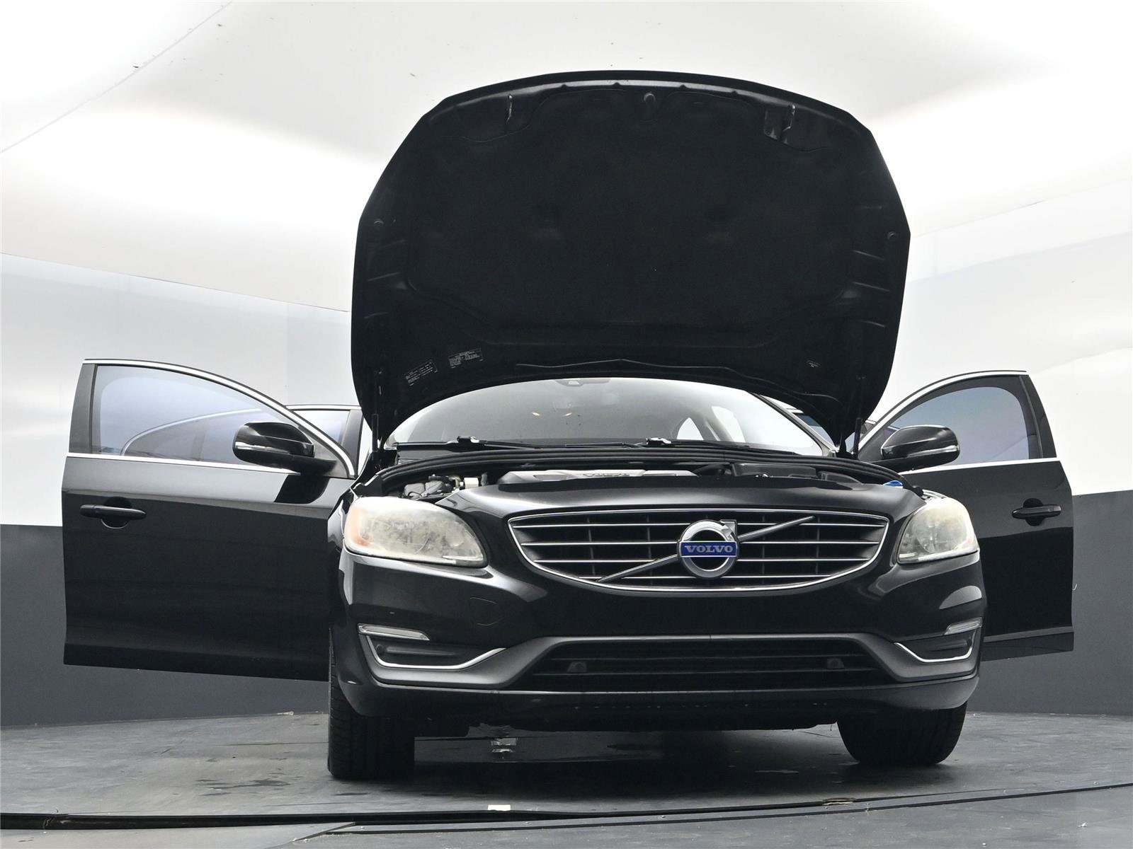 Used 2018 Volvo S60 T5 Inscription image 31