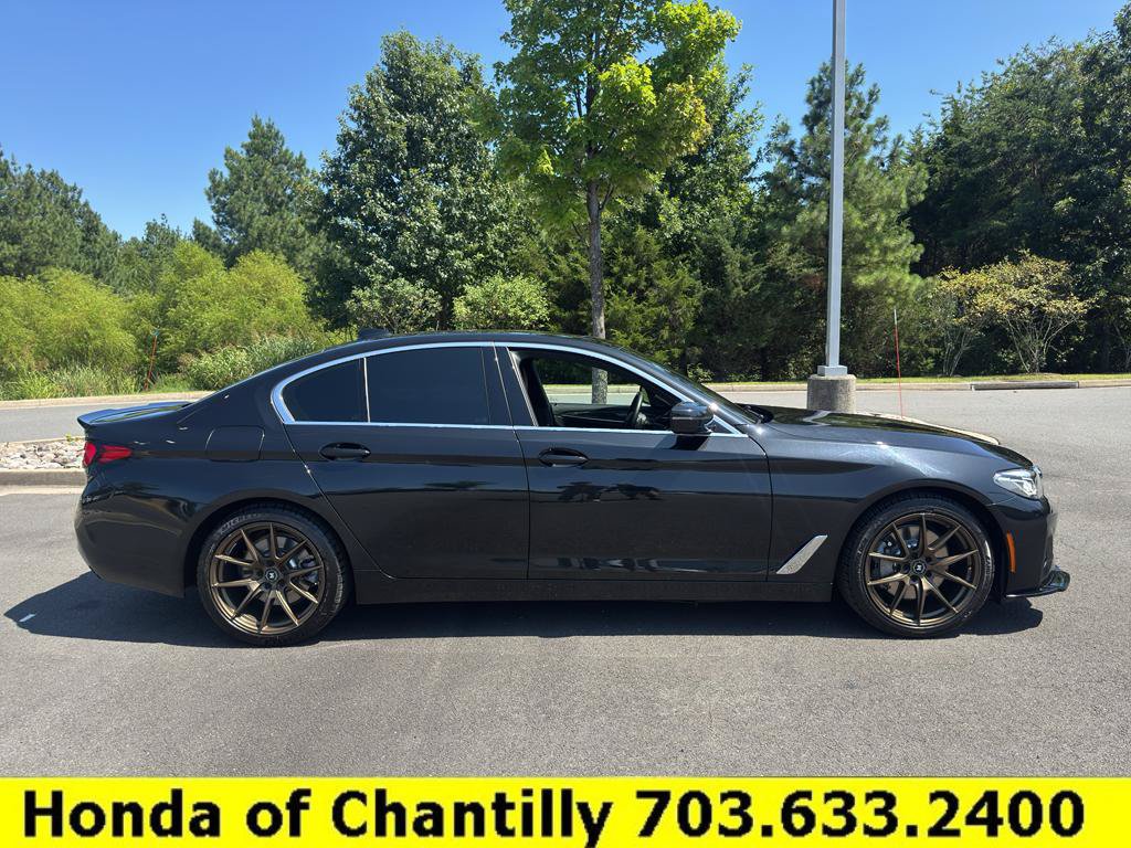 Used 2022 BMW 530i xDrive w/ Premium Package AWD/4WD image 8