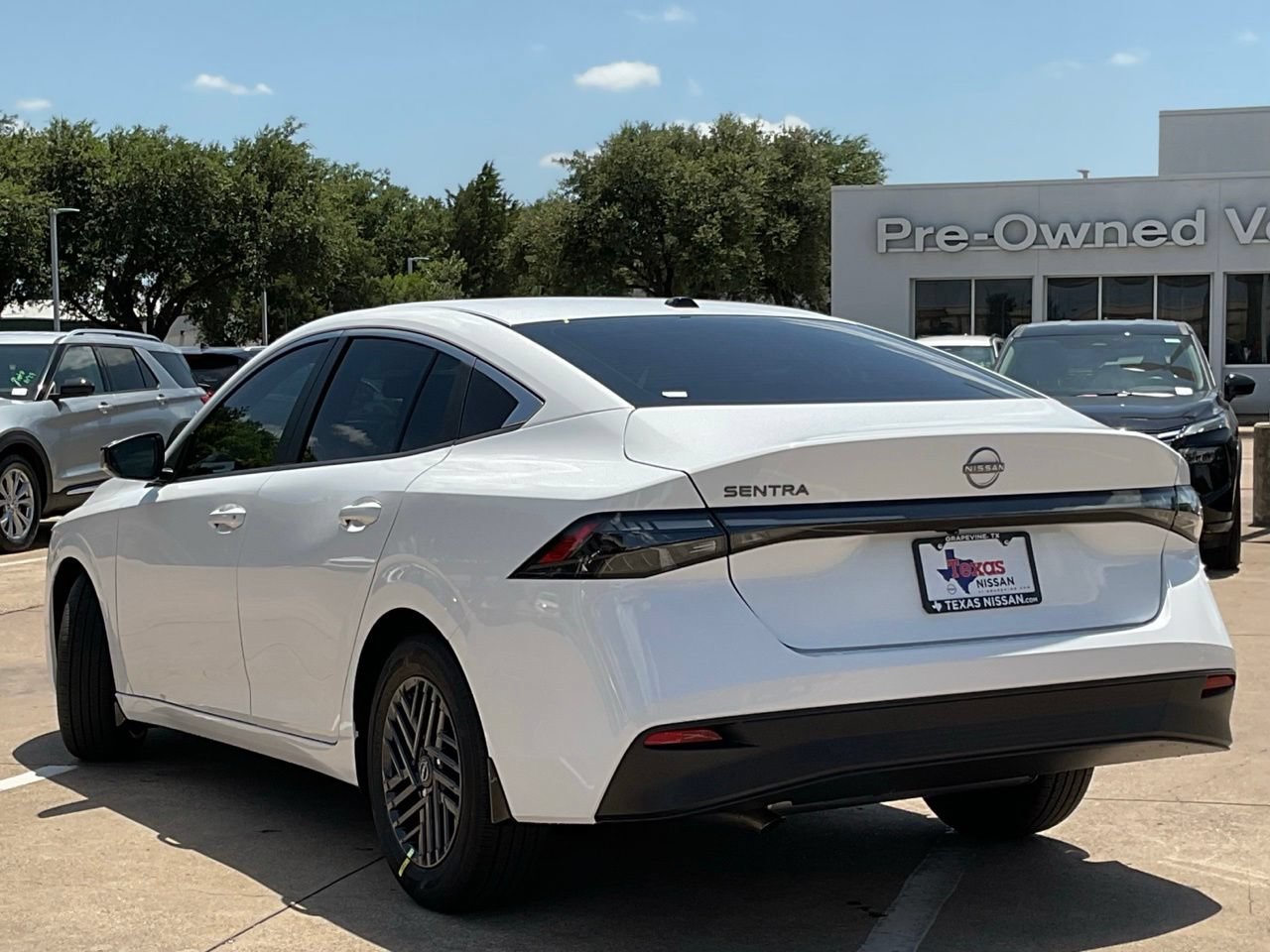 New 2026 Nissan Sentra SV w/ SV Convenience Package FWD image 6