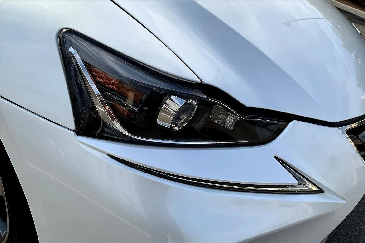 Used 2017 Lexus IS 200t w/ Navigation System Package image 26